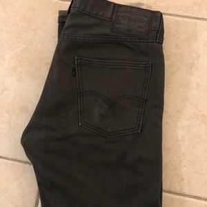 Men’s Levi’s pants